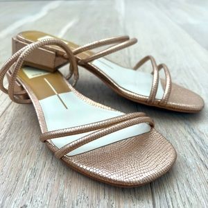 Dolce Vita 6.5 Haize Sandal color Rose Gold